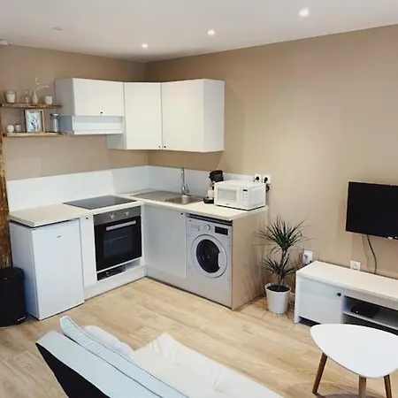 Rousquille: Patio Au Rdc D'une Maison Calme Apartment Port Vendres